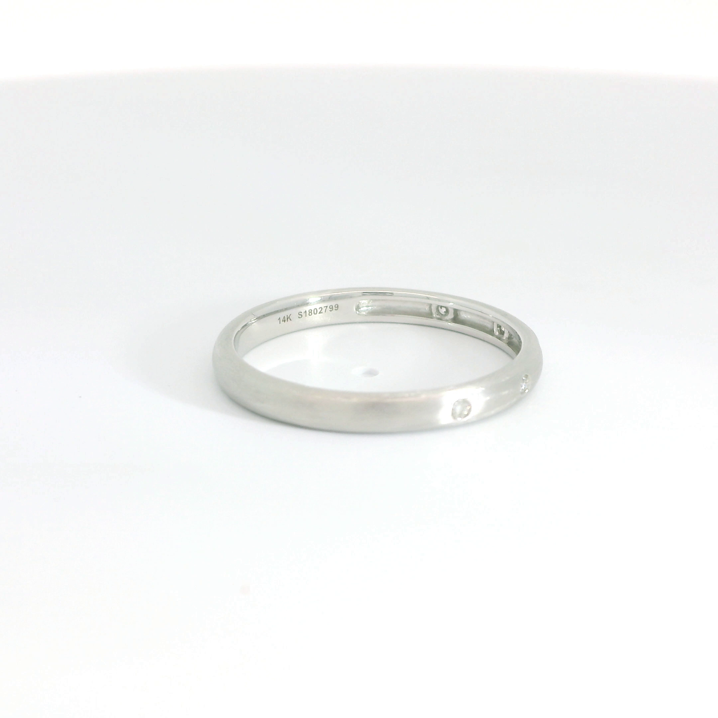 14K White Gold Diamond Ring