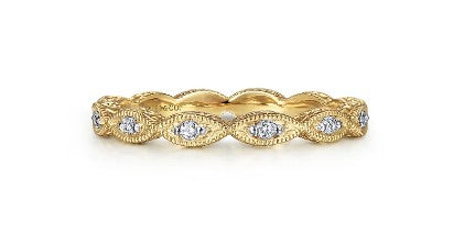 14K Yellow Gold Diamond Bujukan Marquise Station Ring