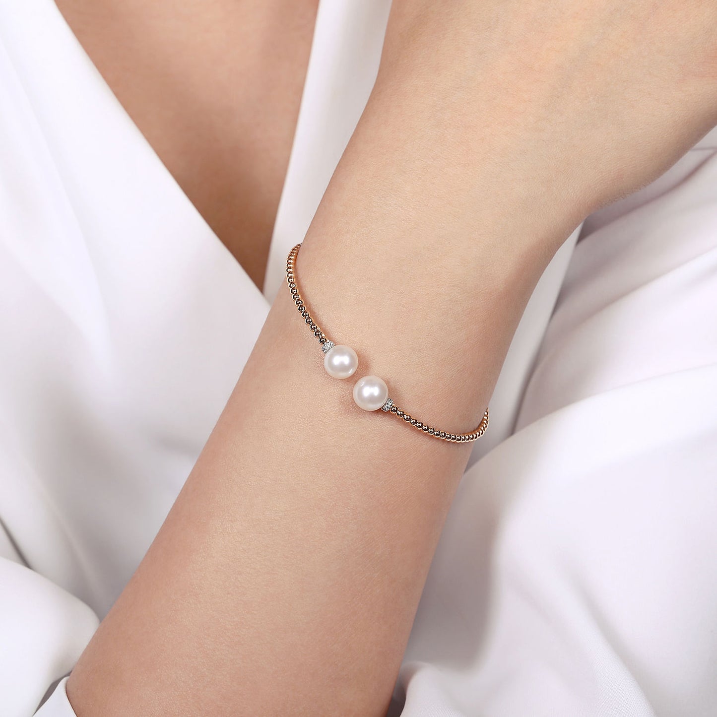 14K Gold Bujukan Diamond and Pearl Split Bangle