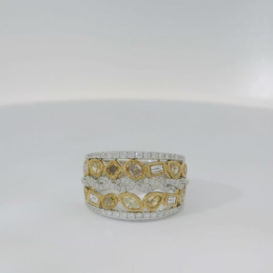 18K White & Yellow Gold Fancy Colored Diamond Ring